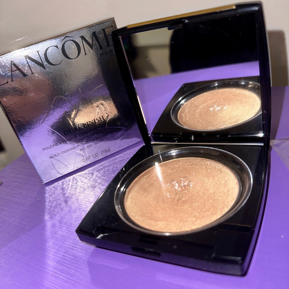 Lancôme Dual Finish Multi-Tasking Powder/Foundation - 230 Ecru II (W)